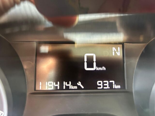 PEUGEOT 2008 ACTIVE 1.6 E-HDI AUTO SPANISH LHD IN SPAIN 74000 MILES SUPERB 2017